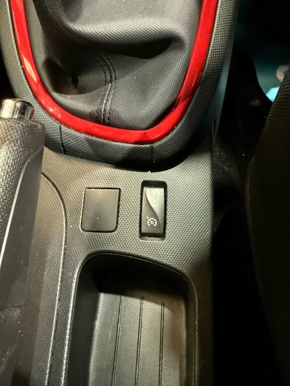 Renault Clio 1.2 16V Dynamique Medianav Hatchback Ma Red #32