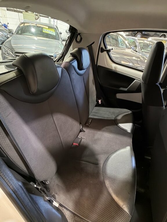 Toyota Aygo   #10