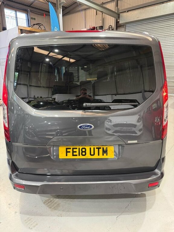Ford Grand Tourneo Connect 2018 1.5 Tdci Titanium Mpv Euro Grey #4