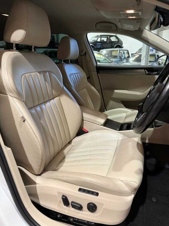 Skoda Superb 1.8 Se Tsi 158 Bhp Grey #11