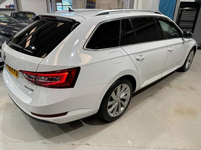 Skoda Superb 2015 2.0 Tdi Se L Executive Estate Manu White #3