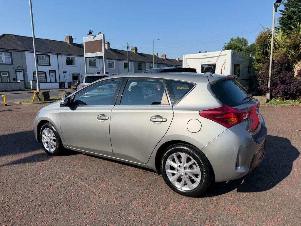 Toyota Auris 1.33 Dual Vvt-i Icon Euro 5 S S Grey #4