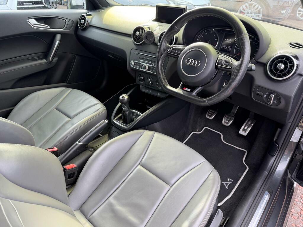 Audi A1 1.6 Tdi Se Sportback Euro 6 Ss Red #13