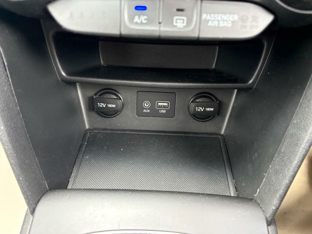 Hyundai Kona S White #18
