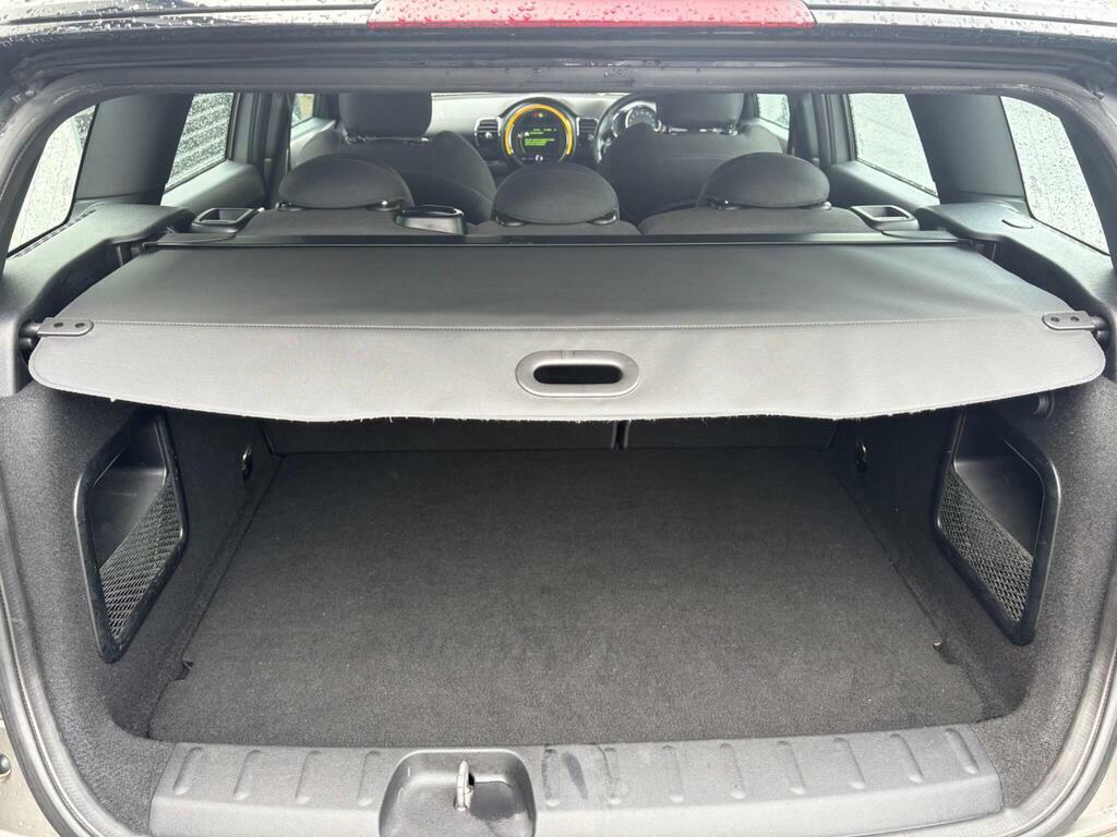 Mini Clubman 1.5 Cooper Black Pack 6Dr Silver #32