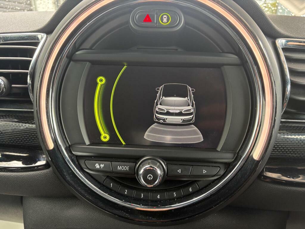 Mini Clubman 1.5 Cooper Black Pack 6Dr Silver #24