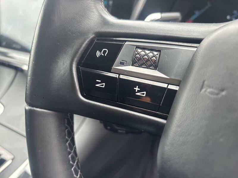 DS DS 7 Crossback 2.0 Bluehdi Performance Line Crossback Eat8 Euro 6 Black #18
