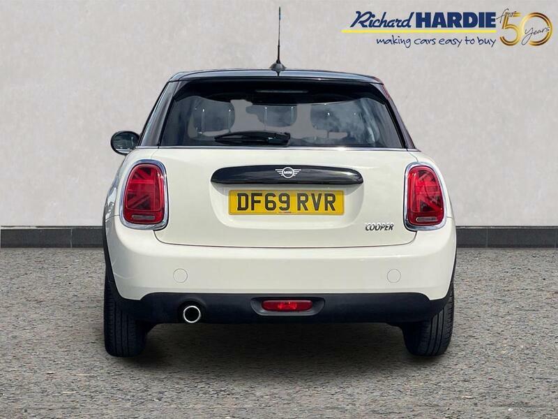Mini Hatch 1.5 Cooper Classic Euro 6 Ss DF69RVR White #5