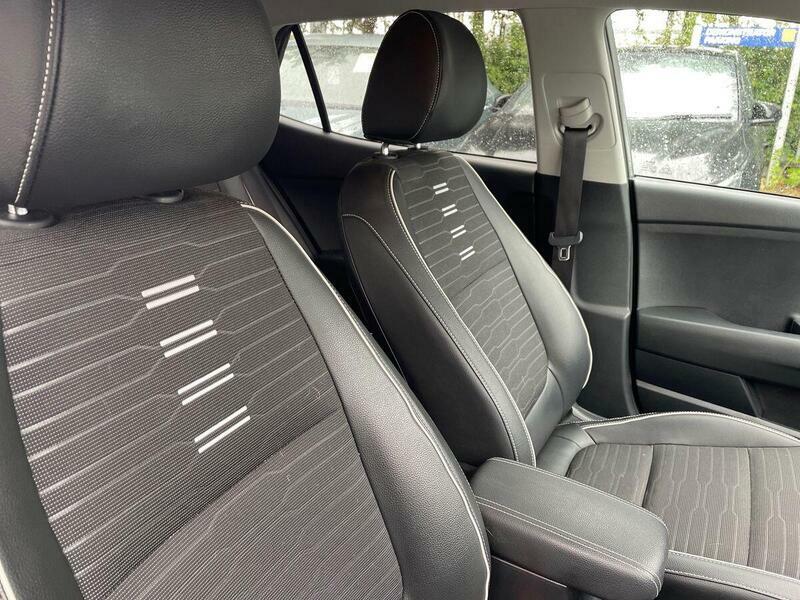 Kia Stonic 1.0 T-gdi 2 Black #25
