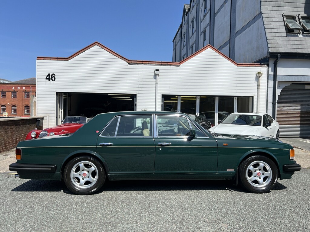 Bentley Turbo R 6.8 Green #4