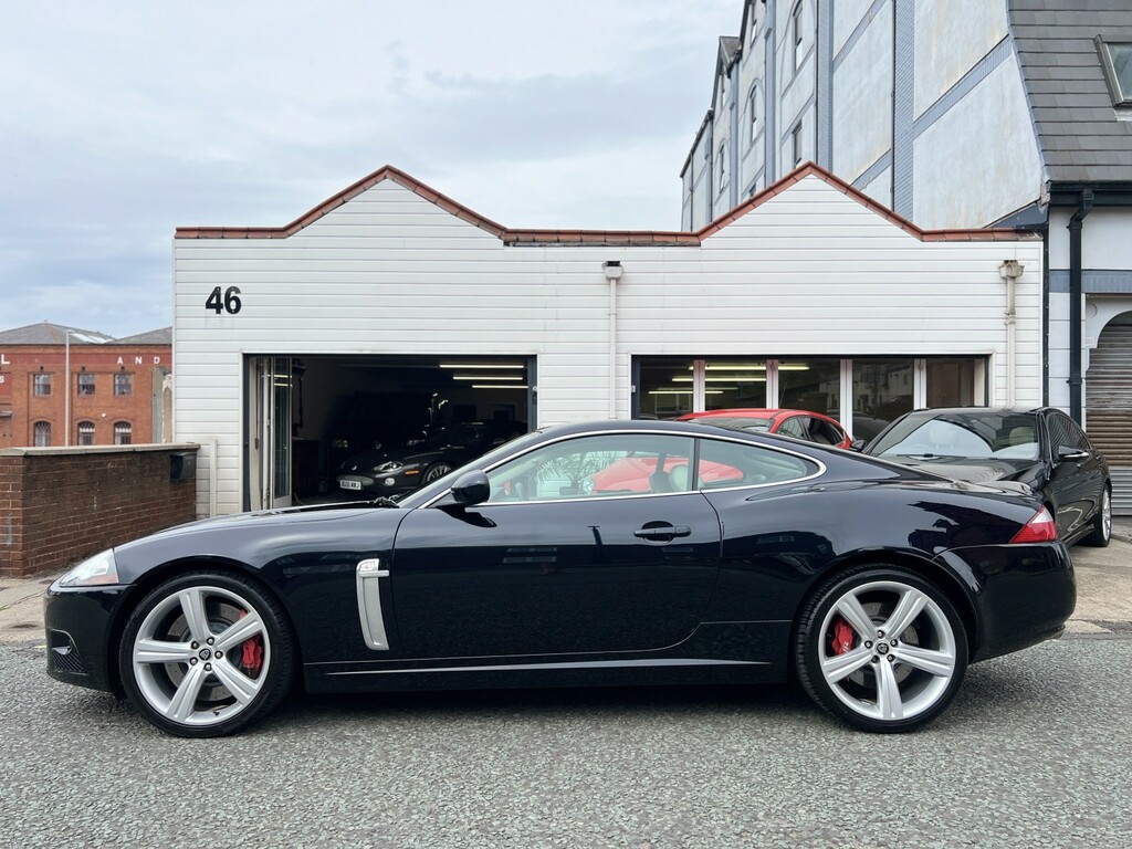 Jaguar XKR 4.2 V8 Portfolio Black #3