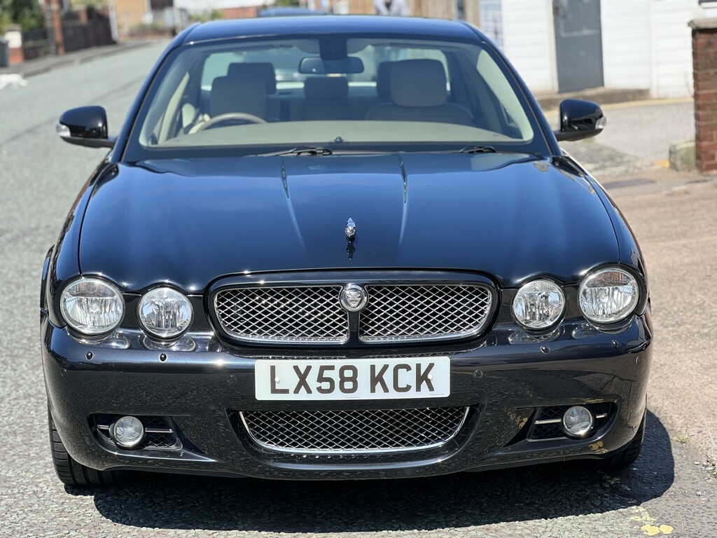 Jaguar XJ Grey #39
