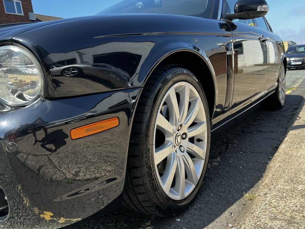 Jaguar XJ 2.7 Td Sovereign Silver #37