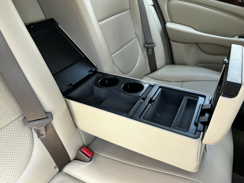 Jaguar XJ Grey #20