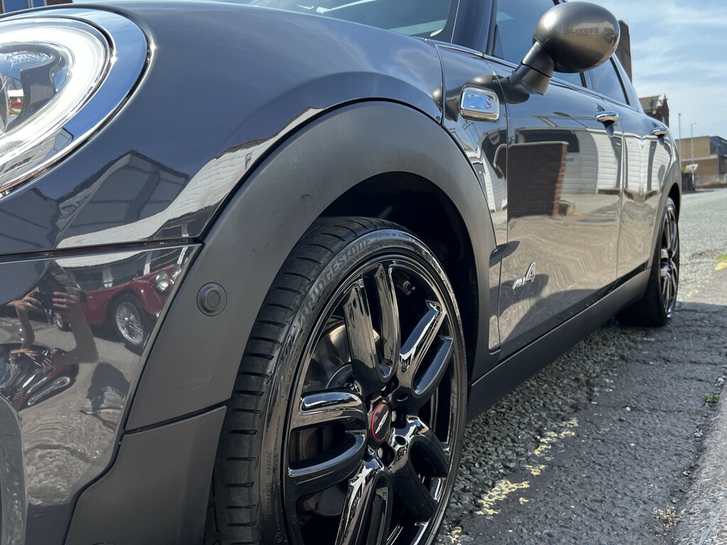 Mini Clubman Cooper D Black #25