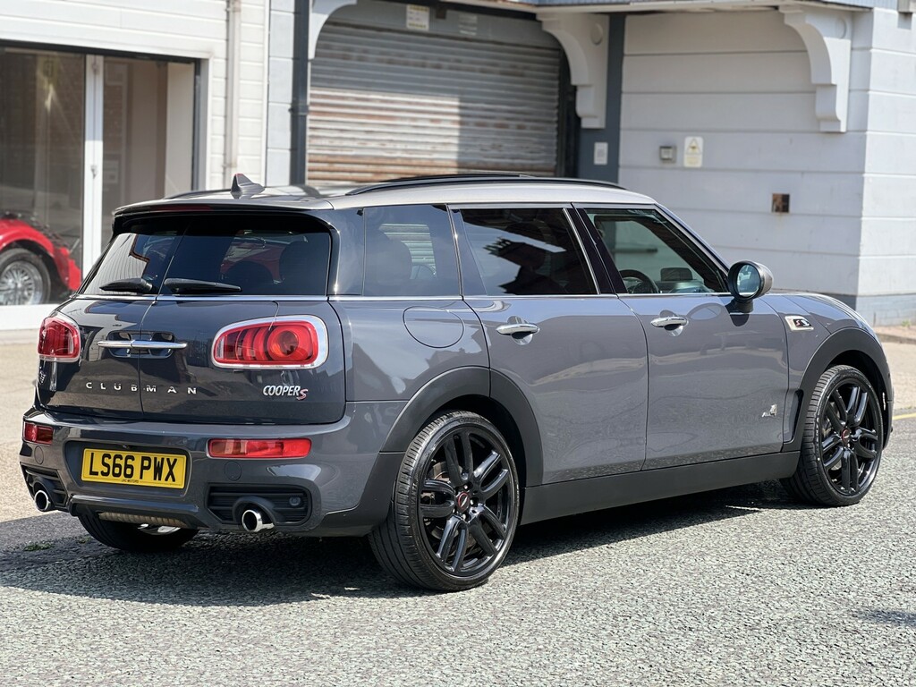 Mini Clubman Cooper D Black #11