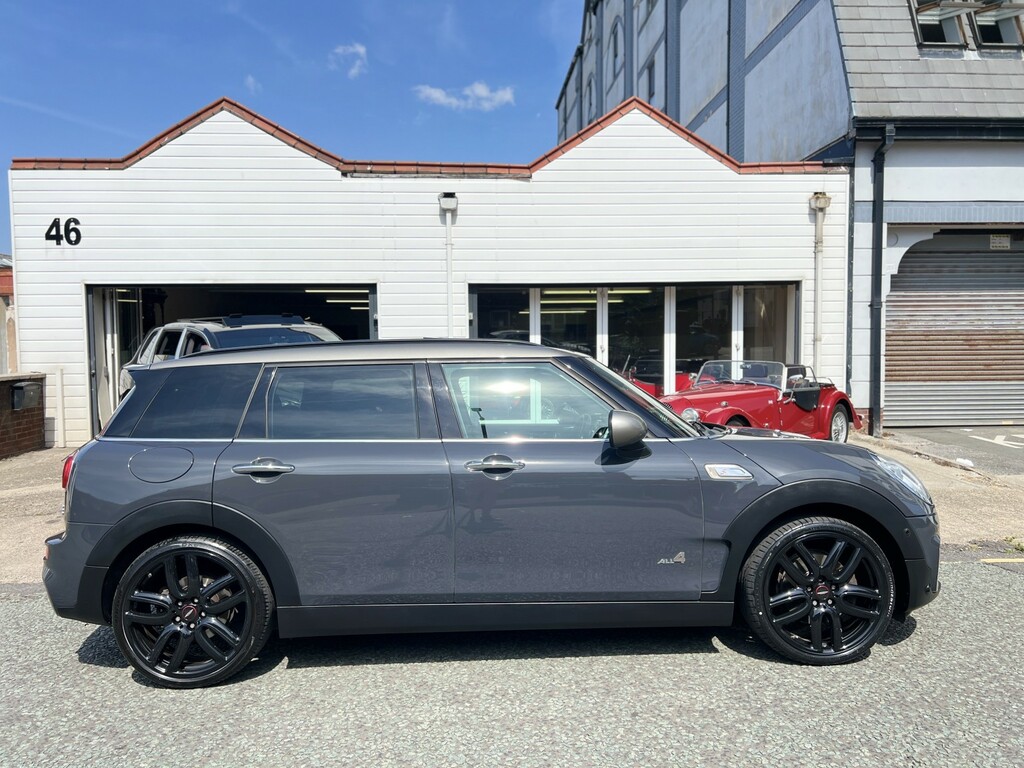 Mini Clubman Cooper D Black #10