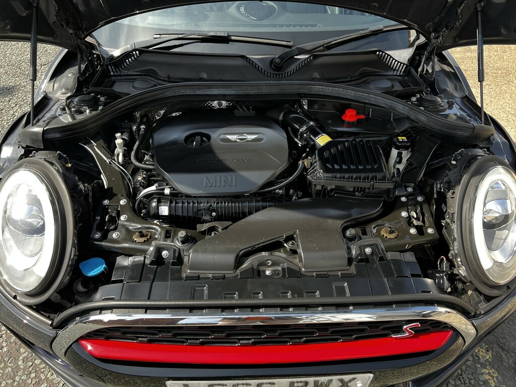 Mini Clubman Cooper D Black #32