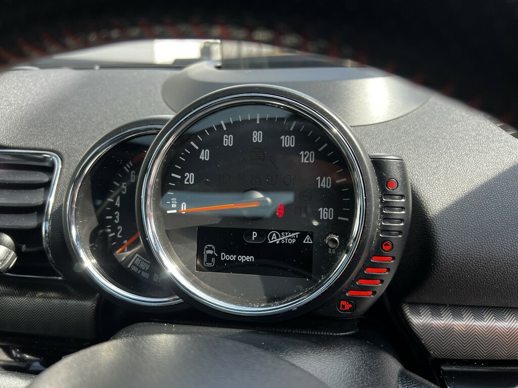Mini Clubman Cooper D Black #46