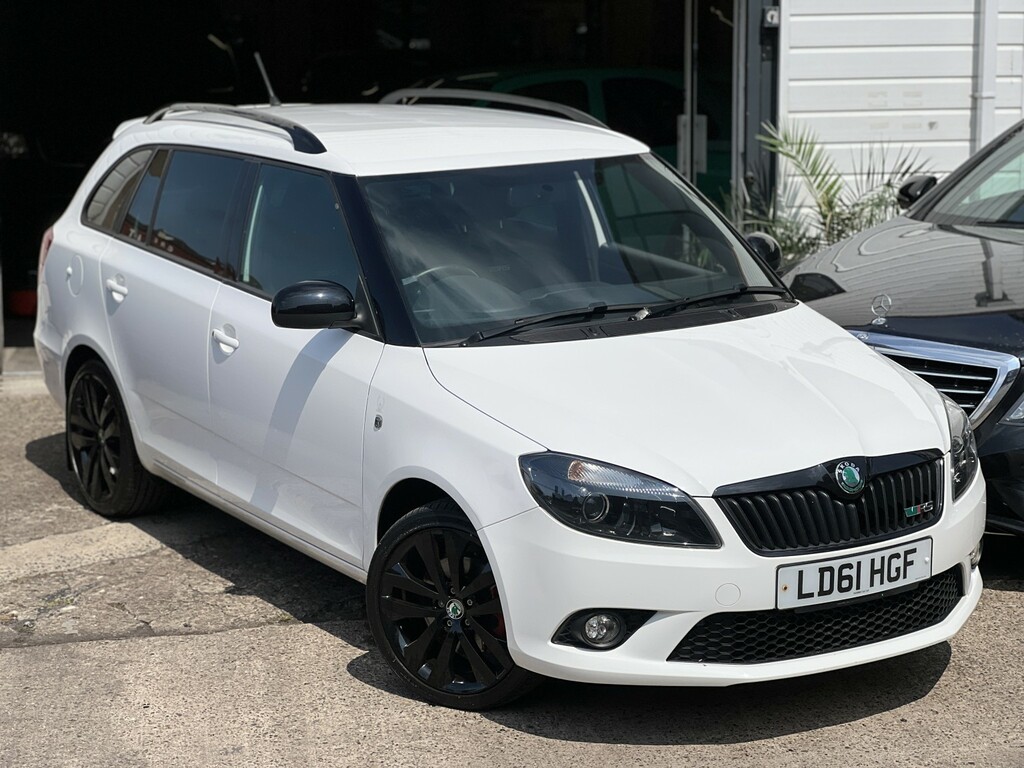 Skoda Fabia 1.4 Tsi Vrs White