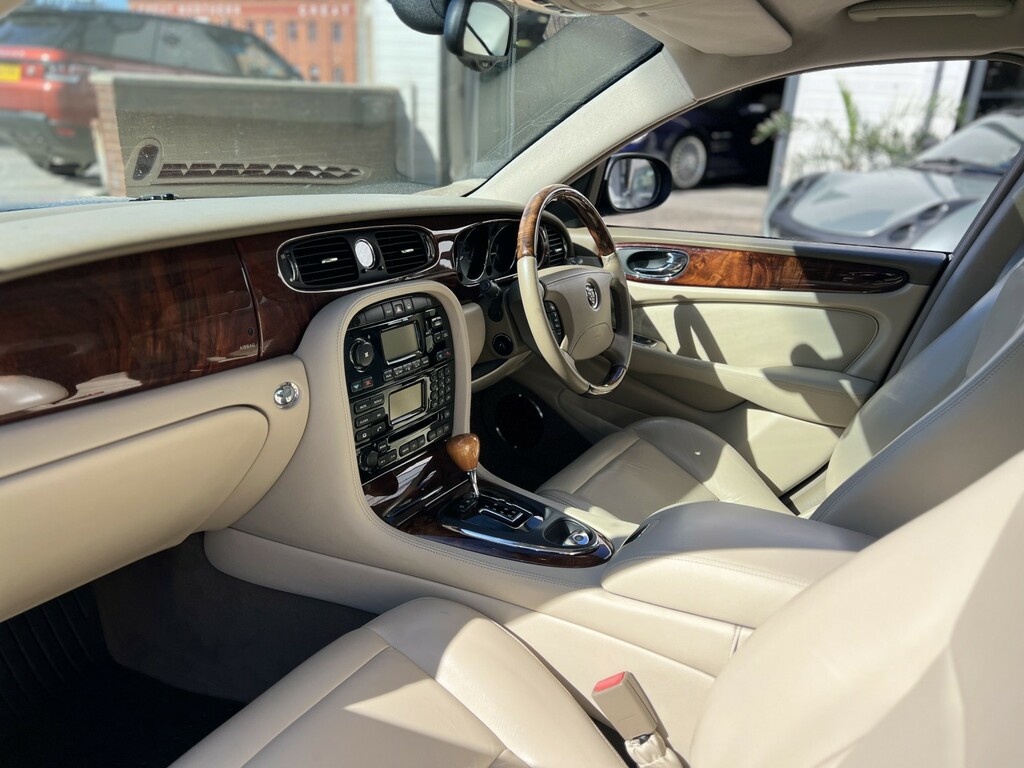 Jaguar XJ 3.0 Xj6 Blue #2
