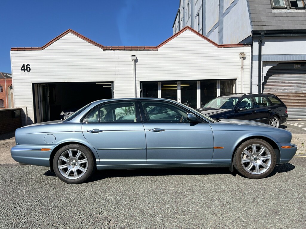Jaguar XJ 3.0 Xj6 Blue #3