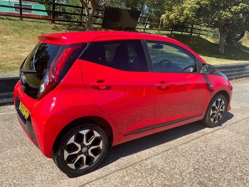 Toyota Aygo 1.0 Vvt-i X-trend - 2020 69 MD69VHY Red #4
