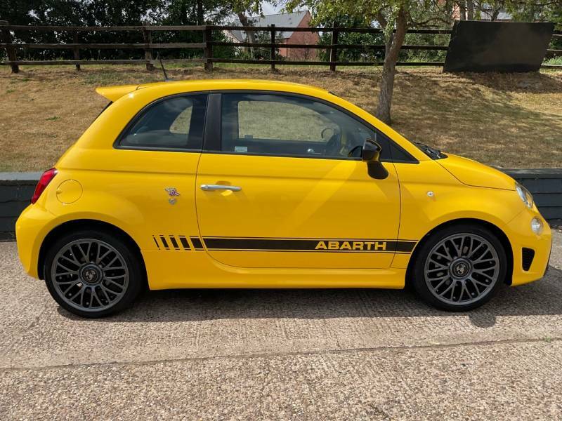 Abarth 595 1.4 T-jet 145 Yellow #3