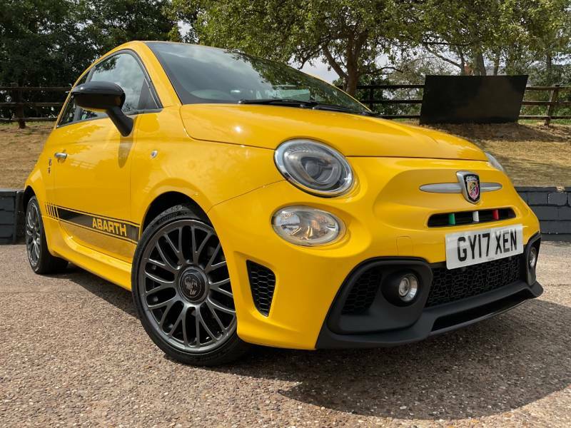 Abarth 595 1.4 T-jet 145 Yellow