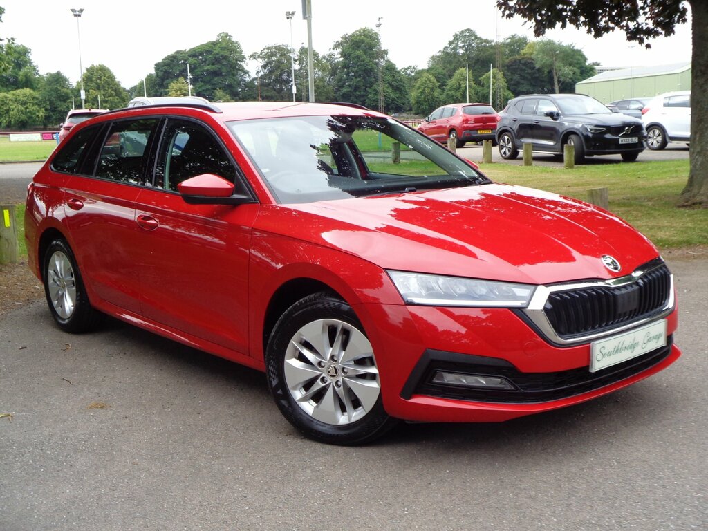 Skoda Octavia 1.5 Tsi 150 Act Se 5-Door Estate Red