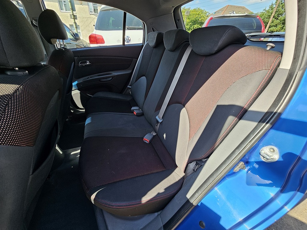 Kia RIO 1.4 Gs Black #6