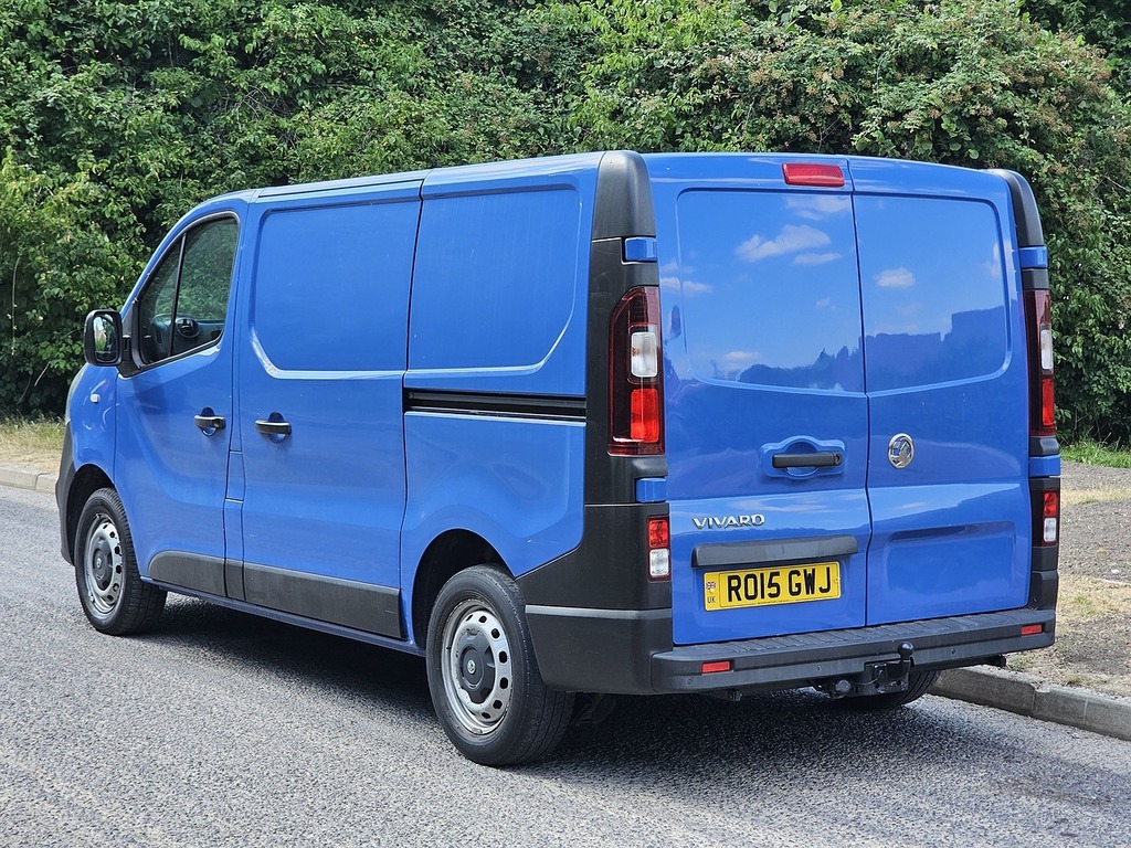 Vauxhall Vivaro Cdti 2700 Blue #3