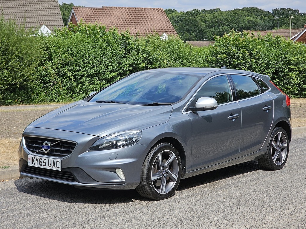 Volvo V40 D3 R-design Nav Grey #4