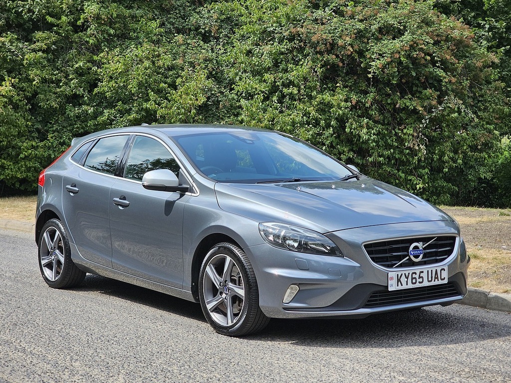 Volvo V40 D3 R-design Nav Grey