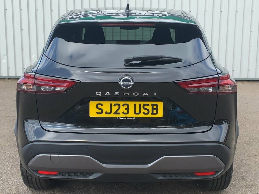Nissan Qashqai 2023 1.3 Dig-t Mhev N-connecta Suv Hybr SJ23USB Black #6