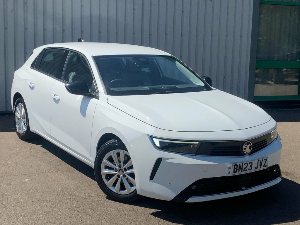 Vauxhall Astra 2023 1.2 Turbo Design Hatchback White