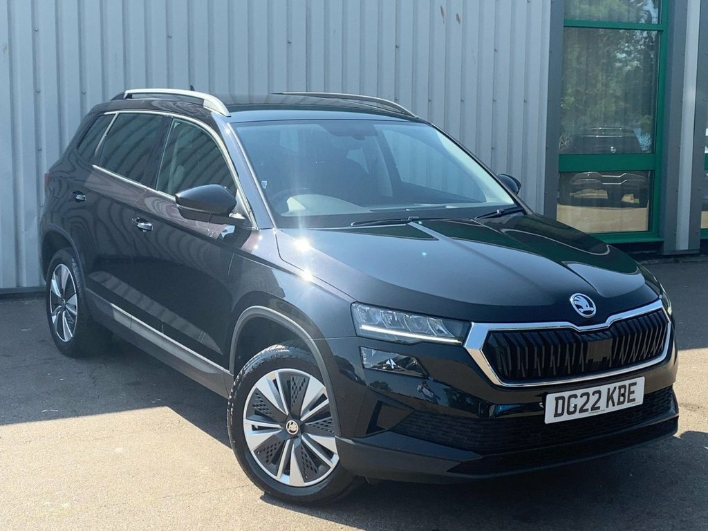 Skoda Karoq 2022 1.0 Tsi Se Drive Suv Euro 6 Black