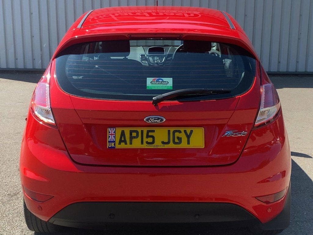 Ford Fiesta 2015 1.25 Zetec Hatchback Euro 6 Red #6