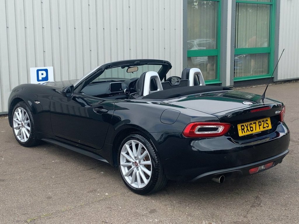 Fiat 124 Spider 2017 1.4 Multiair Lusso Plus Convertible Petro Black #5