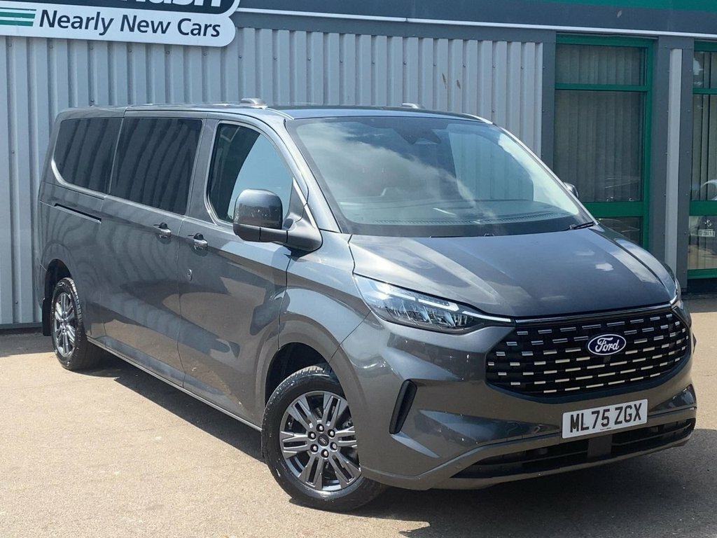 Ford Tourneo Custom 2025 2.0 320 Ecoblue Titanium Luxe Minibus Double Grey