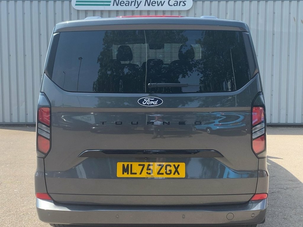 Ford Tourneo Custom 2025 2.0 320 Ecoblue Titanium Luxe Minibus Double Grey #6