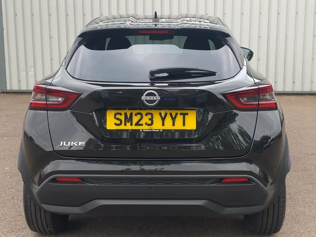 Nissan Juke 2023 1.0 Dig-t N-connecta Suv Eu SM23YYT Black #6