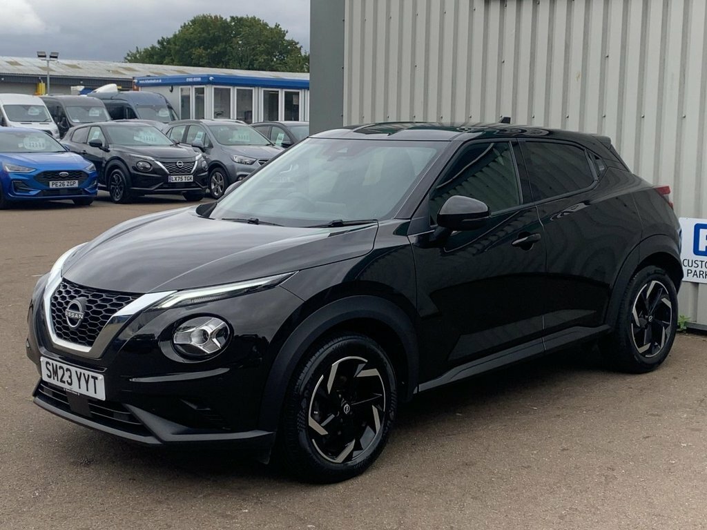 Nissan Juke 2023 1.0 Dig-t N-connecta Suv Eu SM23YYT Black #3