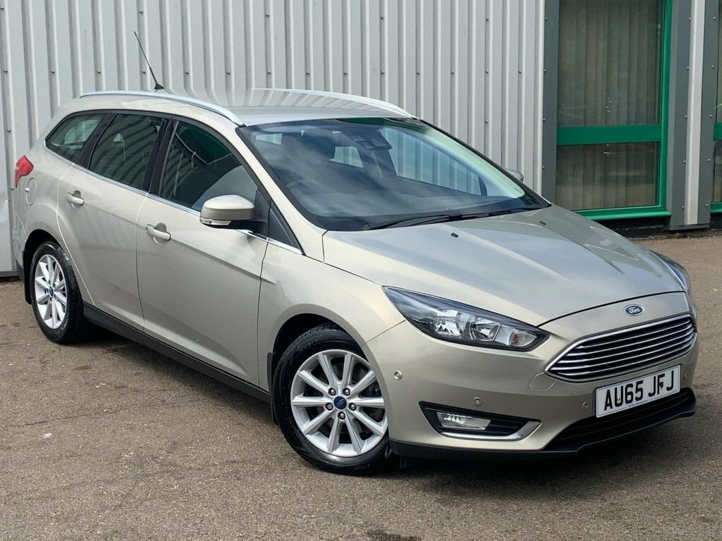 Ford Focus 2015 1.5T Ecoboost Titanium Estate Manu Silver