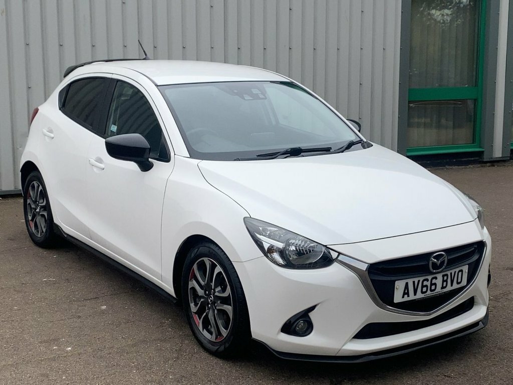 Mazda 2 2016 1.5 Skyactiv-g Sport Black Hatchback Petr White #4