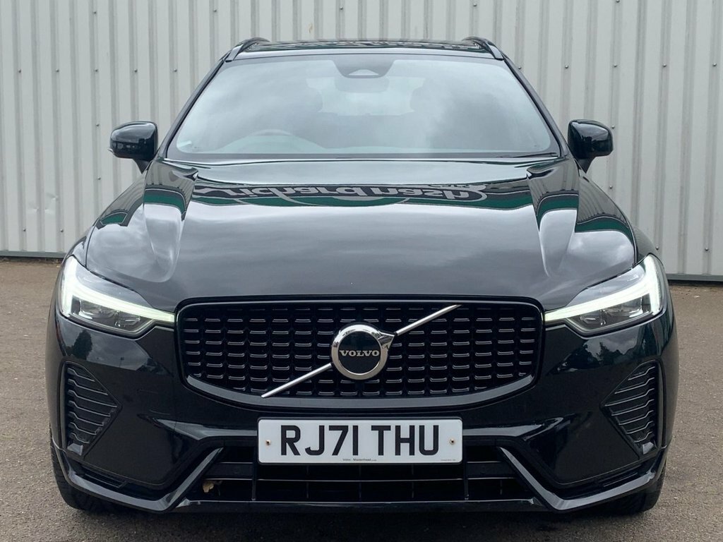 Volvo XC60 2022 2.0 B4 Mhev R-design Suv Hybrid Au RJ71THU Black #2