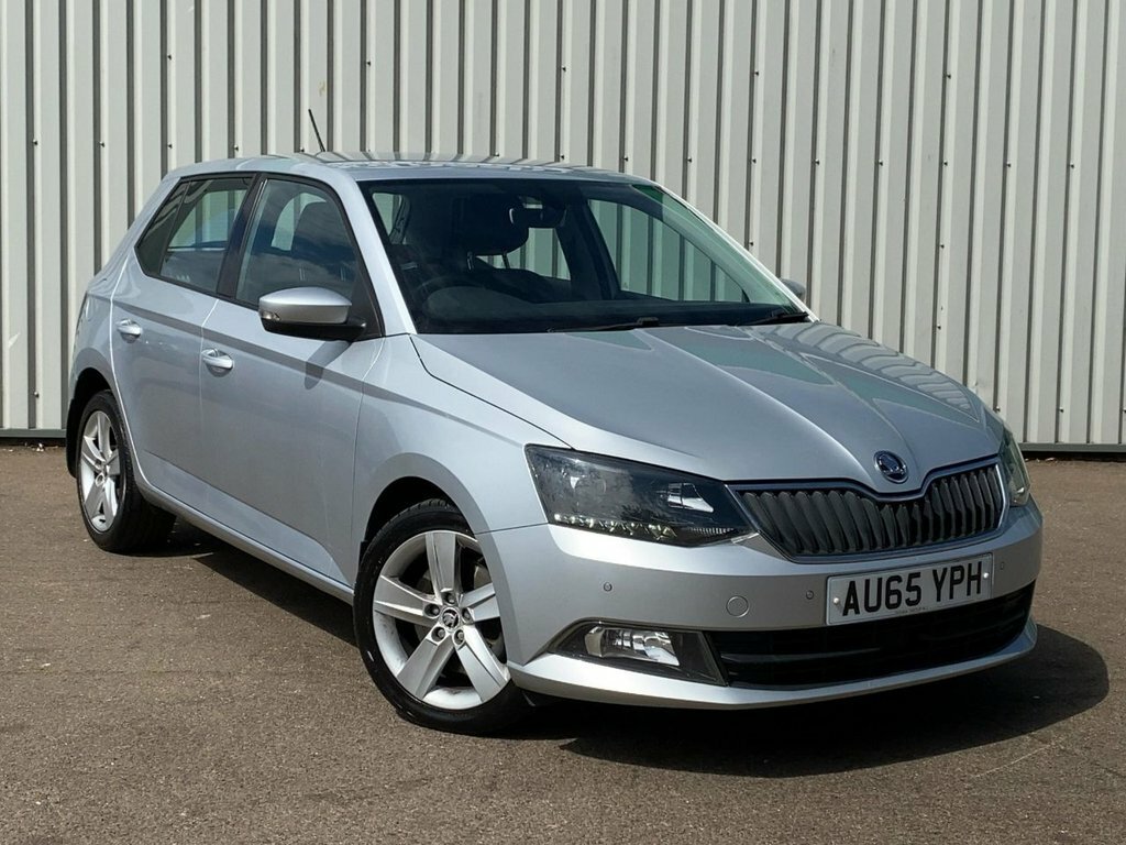 Skoda Fabia 2015 1.2 Tsi Se L Hatchback Euro Silver