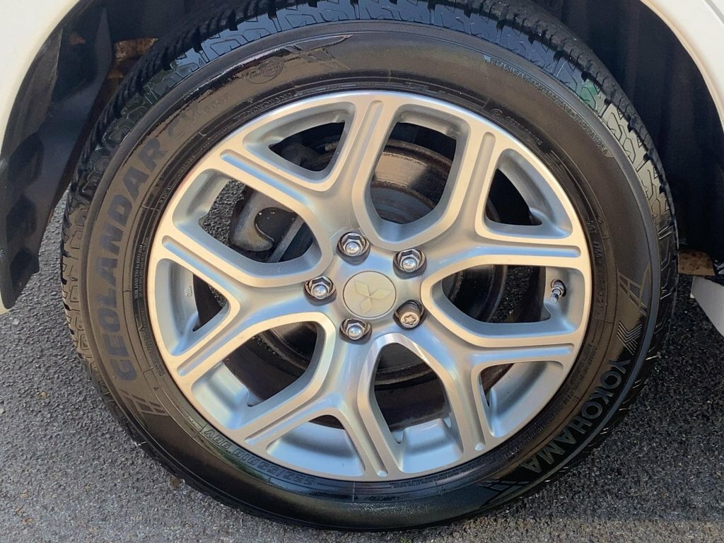 Mitsubishi Outlander Outlander Gx 4H Phev Grey #18