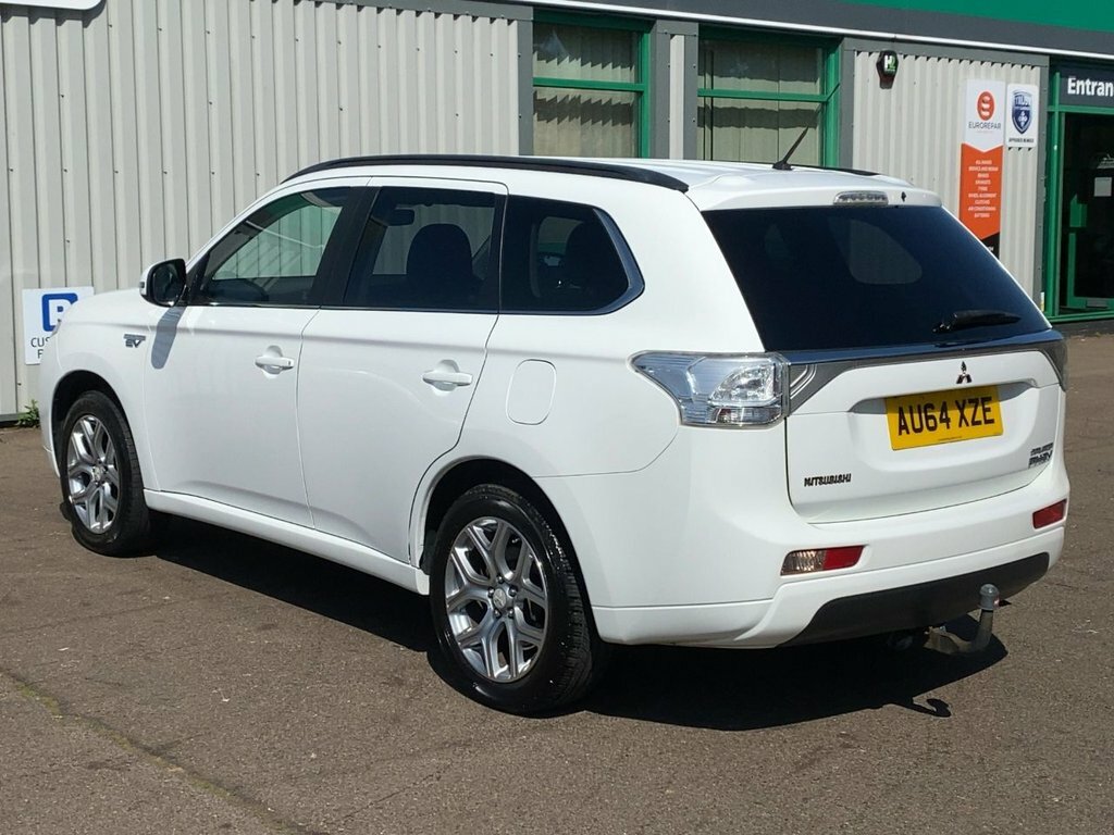 Mitsubishi Outlander 2014 2.0H 12Kwh Gx4h Suv Plug-in Hybrid White #5
