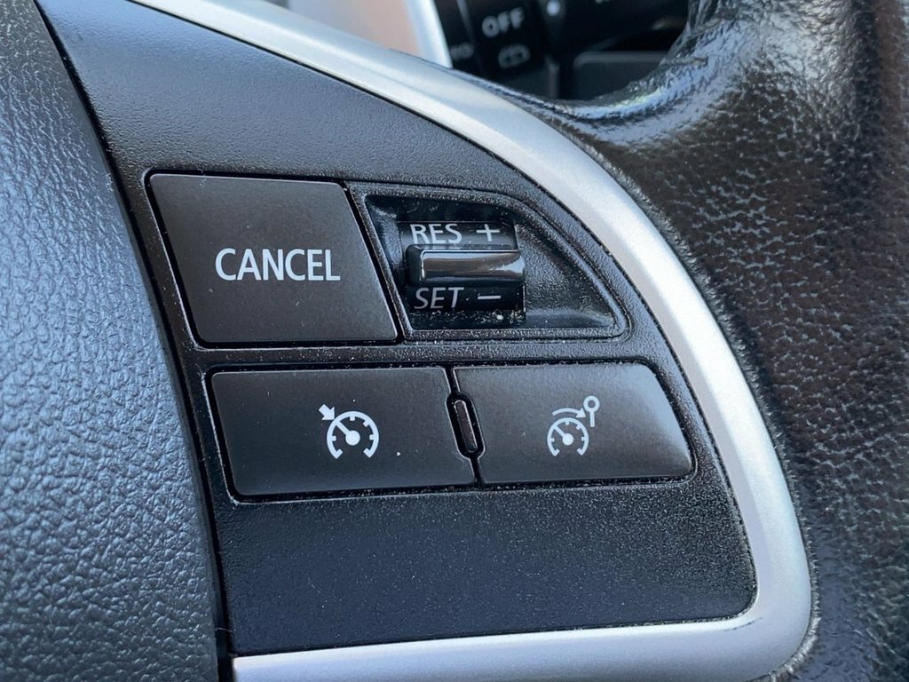 Mitsubishi Outlander Outlander Gx 4H Phev Grey #42